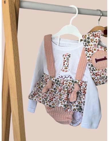 Cubrefaldita con tirantes y camiseta